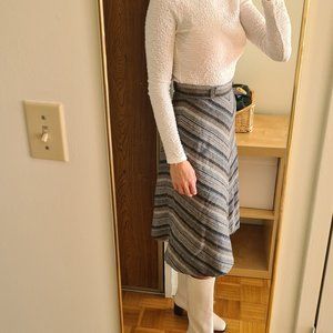 Woolen vintage skirt